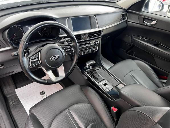 Kia Optima IV Рестайлинг с пробегом 2018 года, цена 1 995 000 рублей, 160262 км, седан, Автокод Объявления