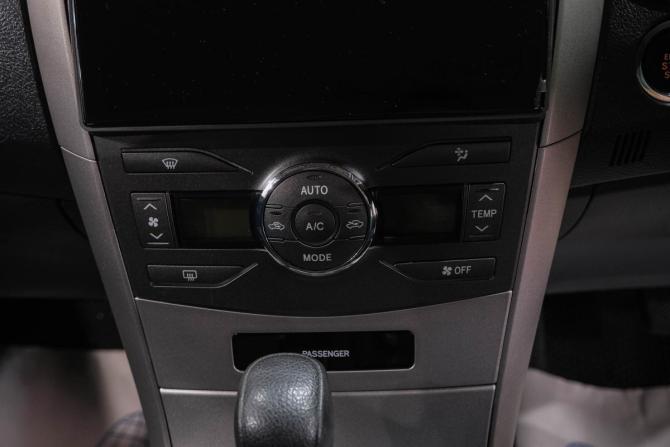 Toyota Corolla X (E140 E150) с пробегом 2012 года, цена 1 099 000 рублей, 89300 км, универсал, Автокод Объявления