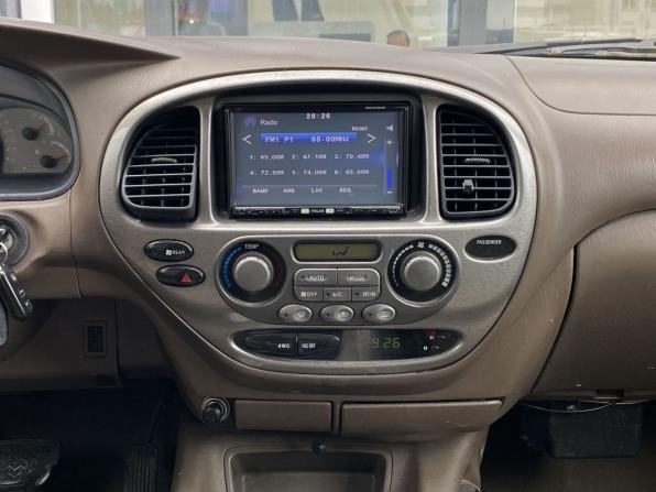 Toyota Sequoia I с пробегом 2001 года, цена 1 299 000 рублей, 665188 км, внедорожник, Автокод Объявления