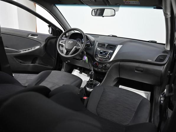 Hyundai Solaris I Рестайлинг с пробегом 2015 года, цена 799 000 рублей, 103000 км, седан, Автокод Объявления