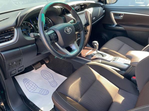 Toyota Fortuner II с пробегом 2017 года, цена 3 790 000 рублей, 65408 км, внедорожник, Автокод Объявления