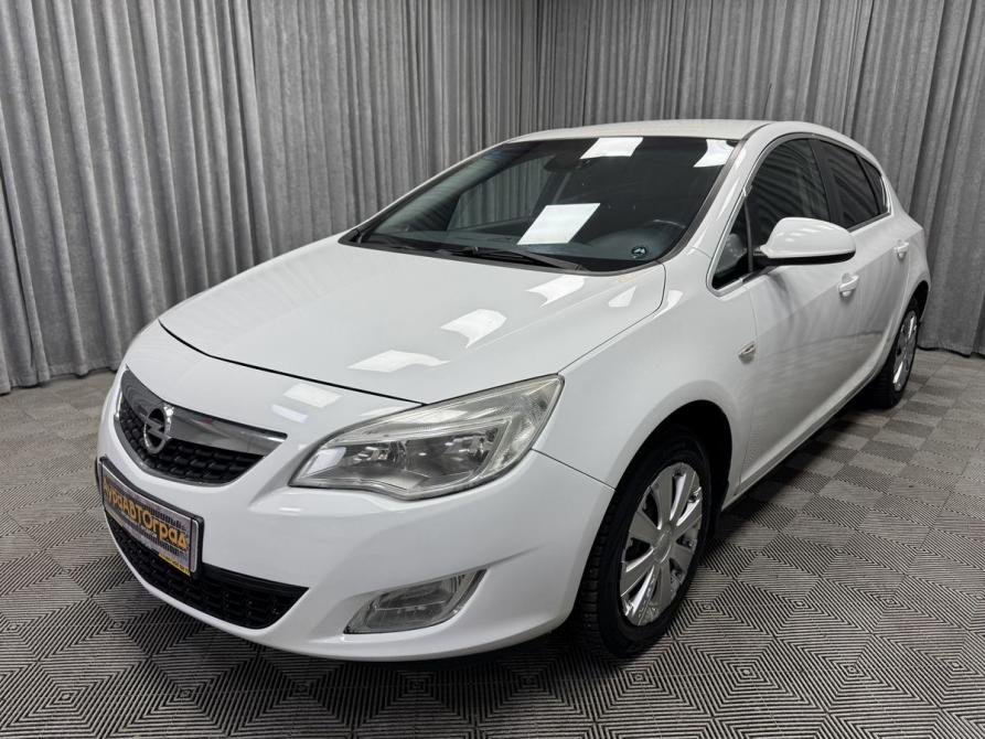 Opel Astra J Стерлитамак  - изображение 6