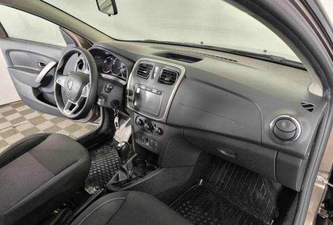 Renault Sandero II Рестайлинг с пробегом 2019 года, цена 1 230 000 рублей, 71739 км, хэтчбек, Автокод Объявления