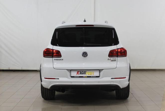 Volkswagen Tiguan I Рестайлинг с пробегом 2016 года, цена 1 565 000 рублей, 244803 км, внедорожник, Автокод Объявления
