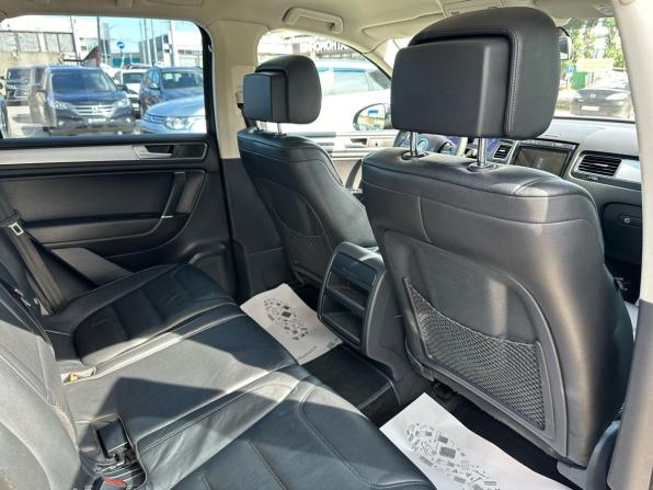Volkswagen Touareg II Рестайлинг с пробегом 2015 года, цена 2 170 000 рублей, 213229 км, внедорожник, Автокод Объявления