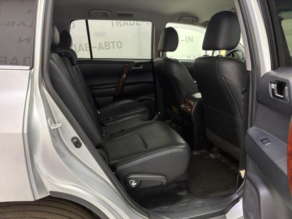Toyota Highlander II (XU40) Рестайлинг с пробегом 2011 года, цена 1 550 000 рублей, 238000 км, внедорожник, Автокод Объявления