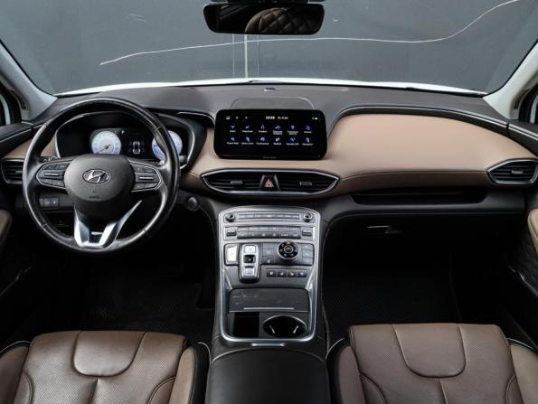 Hyundai Santa Fe IV Рестайлинг с пробегом 2022 года, цена 3 270 000 рублей, 89977 км, внедорожник, Автокод Объявления