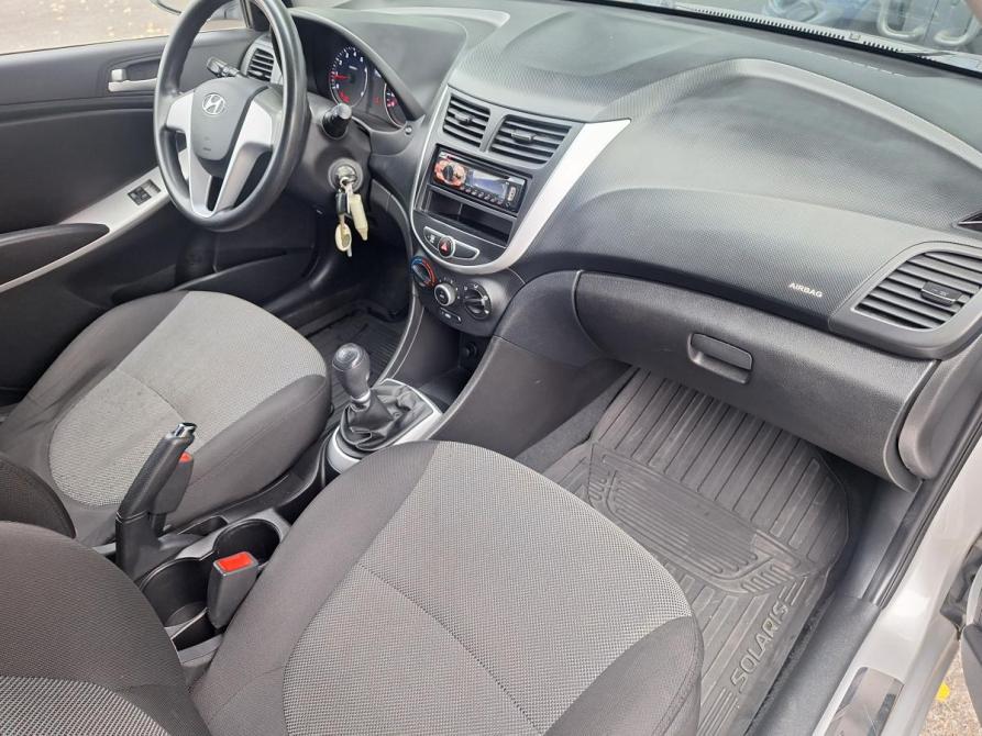 Hyundai Solaris I Азнакаево  - изображение 11