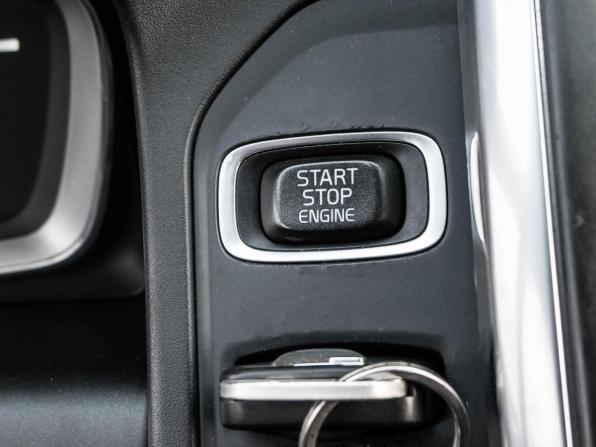 Volvo XC60 I Рестайлинг с пробегом 2013 года, цена 2 019 000 рублей, 211322 км, внедорожник, Автокод Объявления