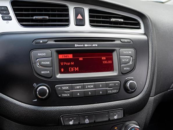 Kia Ceed II с пробегом 2013 года, цена 1 200 000 рублей, 141106 км, хэтчбек, Автокод Объявления