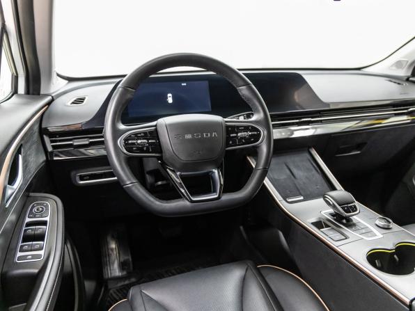 Omoda C5 I с пробегом 2024 года, цена 1 698 000 рублей, 54104 км, внедорожник, Автокод Объявления