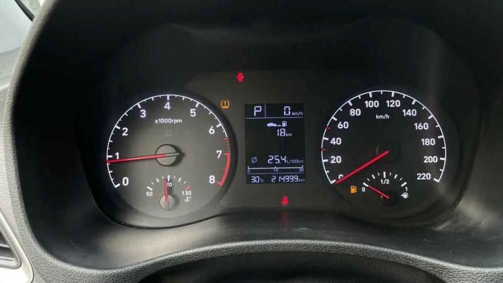 Hyundai Solaris II Оренбург  - изображение 12