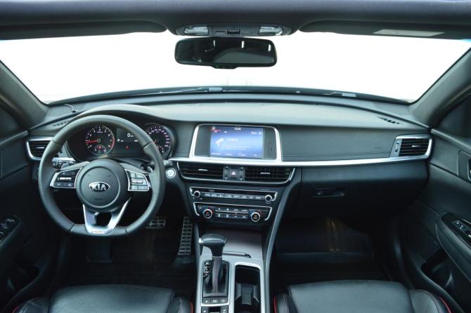 Kia Optima IV с пробегом 2018 года, цена 2 200 000 рублей, 89605 км, седан, Автокод Объявления