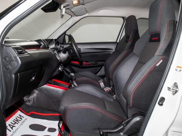 Suzuki Swift V с пробегом 2018 года, цена 1 323 500 рублей, 105000 км, хэтчбек, Автокод Объявления