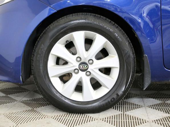 Kia Rio III Рестайлинг с пробегом 2015 года, цена 990 000 рублей, 99542 км, седан, Автокод Объявления