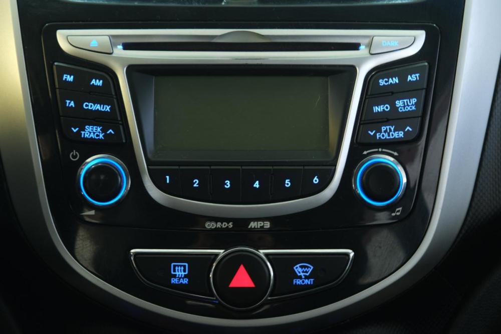 Hyundai Solaris I Омск  - изображение 15