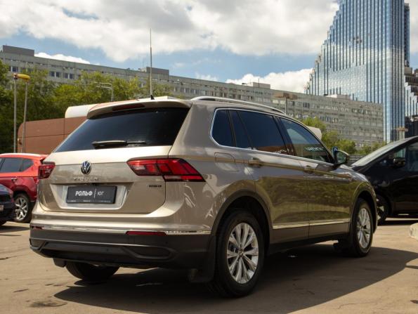 Volkswagen Tiguan II Рестайлинг с пробегом 2021 года, цена 3 288 000 рублей, 76513 км, внедорожник, Автокод Объявления