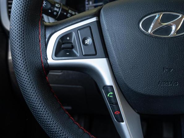 Hyundai Solaris I с пробегом 2011 года, цена 780 000 рублей, 153856 км, седан, Автокод Объявления