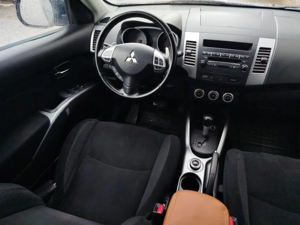 Mitsubishi Outlander II с пробегом 2007 года, цена 745 000 рублей, 244318 км, внедорожник, Автокод Объявления