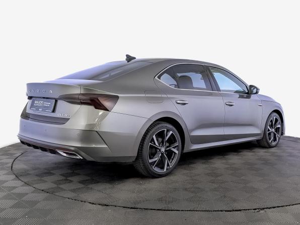 Skoda Octavia IV (A8) с пробегом 2023 года, цена 2 855 000 рублей, 59026 км, лифтбек, Автокод Объявления