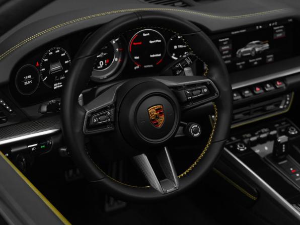 Porsche 911 VIII (992) с пробегом 2020 года, цена 19 990 000 рублей, 26735 км, купе, Автокод Объявления