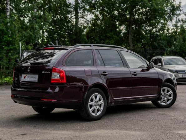 Skoda Octavia II (A5) Рестайлинг с пробегом 2012 года, цена 749 000 рублей, 156517 км, лифтбек, Автокод Объявления