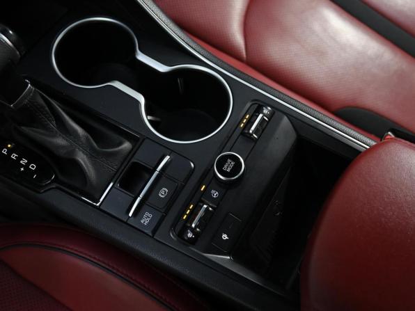 Kia K5 III с пробегом 2021 года, цена 2 549 000 рублей, 50000 км, седан, Автокод Объявления