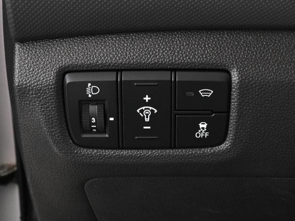 Hyundai Creta I Рестайлинг с пробегом 2021 года, цена 2 150 000 рублей, 112639 км, внедорожник, Автокод Объявления