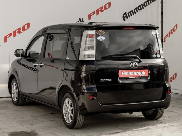 Toyota Sienta I Рестайлинг 2 с пробегом 2012 года, цена 950 000 рублей, 175942 км, минивэн, Автокод Объявления