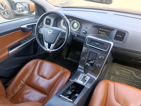 Volvo S60 II с пробегом 2012 года, цена 1 019 000 рублей, 207000 км, седан, Автокод Объявления