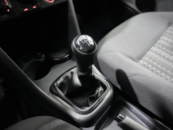 Volkswagen Polo V Рестайлинг с пробегом 2020 года, цена 1 340 000 рублей, 41444 км, седан, Автокод Объявления