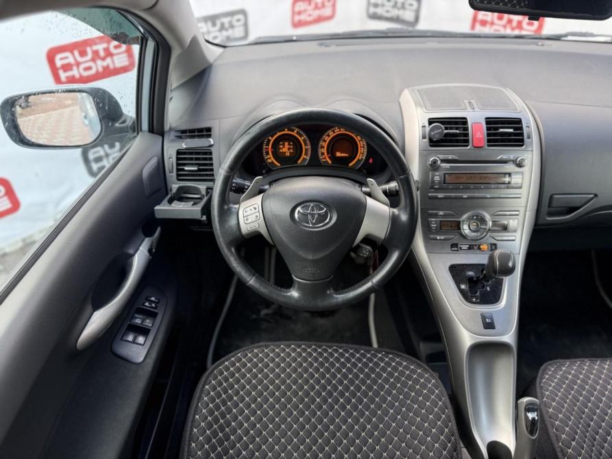 Toyota Auris I Санкт-Петербург  - изображение 7