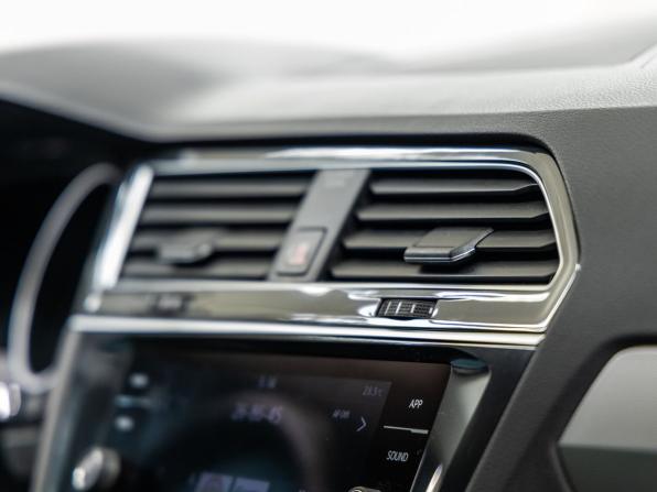 Volkswagen Tiguan II с пробегом 2019 года, цена 2 148 000 рублей, 130109 км, внедорожник, Автокод Объявления