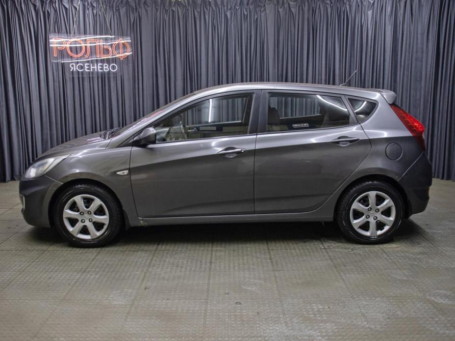 Hyundai Solaris I Москва  - изображение 8