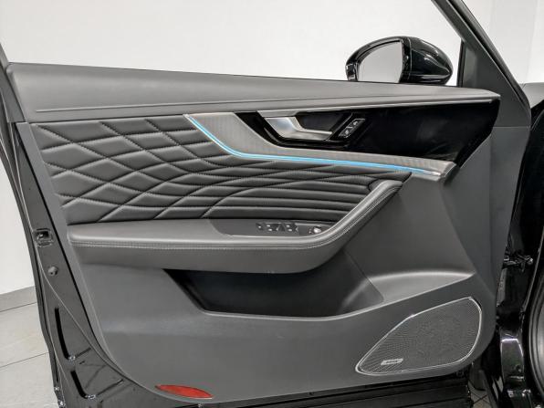 Hongqi HS5 I с пробегом 2024 года, цена 2 650 000 рублей, 65428 км, внедорожник, Автокод Объявления
