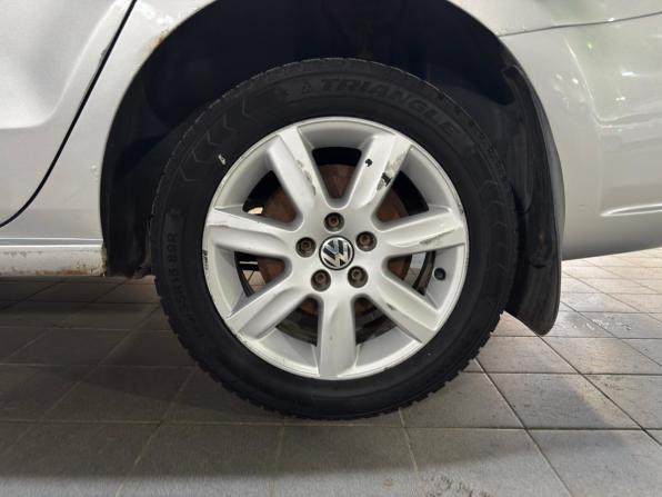 Volkswagen Polo V с пробегом 2013 года, цена 579 000 рублей, 231000 км, седан, Автокод Объявления