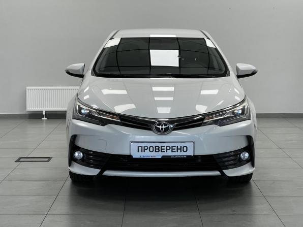 Toyota Corolla XI (E160 E170 E180) Рестайлинг 1 с пробегом 2017 года, цена 1 600 000 рублей, 148000 км, седан, Автокод Объявления