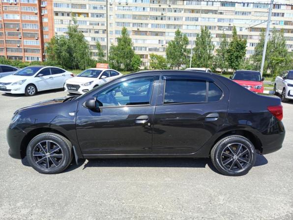 Renault Logan II Рестайлинг с пробегом 2018 года, цена 945 000 рублей, 64643 км, седан, Автокод Объявления