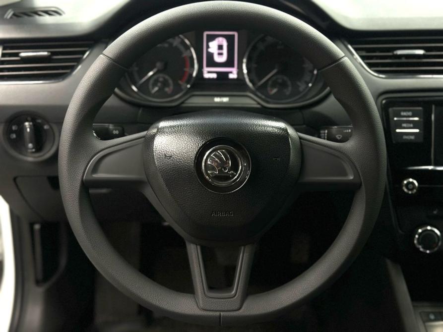 Skoda Octavia III (A7) Рестайлинг Ростов-на-Дону  - изображение 10