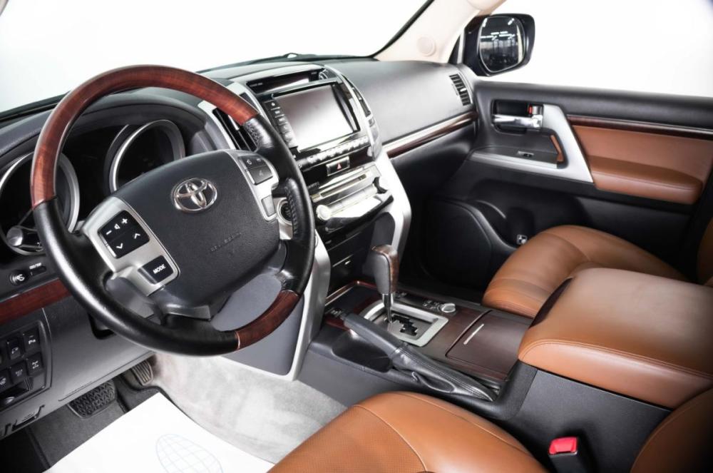 Toyota Land Cruiser 200 Series Рестайлинг 1 Пермь  - изображение 10