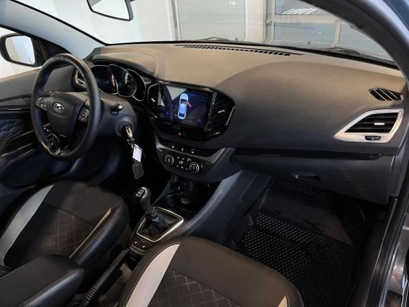 Lada (ВАЗ) Vesta I с пробегом 2018 года, цена 1 055 000 рублей, 122188 км, универсал, Автокод Объявления