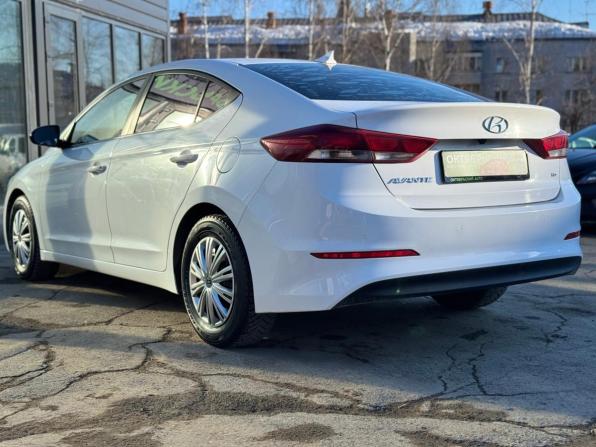 Hyundai Avante VI Рестайлинг с пробегом 2018 года, цена 1 599 000 рублей, 98811 км, седан, Автокод Объявления