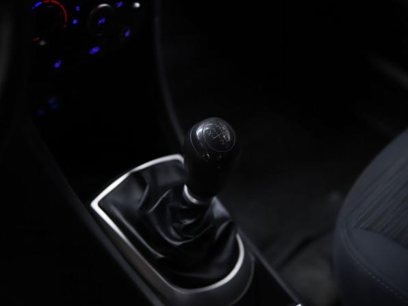 Hyundai Solaris I с пробегом 2014 года, цена 900 000 рублей, 99315 км, хэтчбек, Автокод Объявления