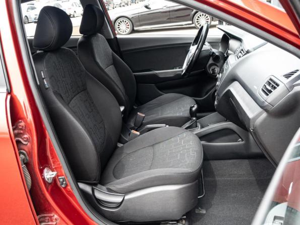 Kia Rio III Рестайлинг с пробегом 2017 года, цена 1 149 000 рублей, 112619 км, седан, Автокод Объявления