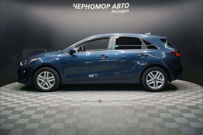 Kia Ceed III с пробегом 2020 года, цена 2 143 000 рублей, 63400 км, хэтчбек, Автокод Объявления