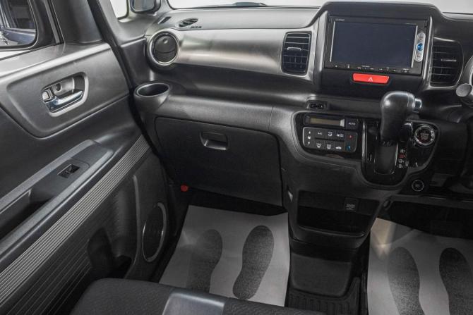 Honda N-BOX Slash I с пробегом 2015 года, цена 1 199 000 рублей, 98000 км, хэтчбек, Автокод Объявления