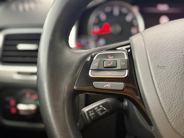Volkswagen Touareg II с пробегом 2011 года, цена 1 695 000 рублей, 270000 км, внедорожник, Автокод Объявления