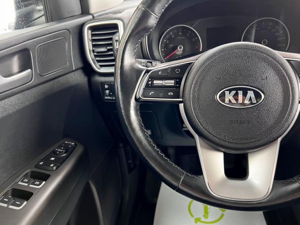 Kia Sportage IV Рестайлинг с пробегом 2021 года, цена 2 595 000 рублей, 85691 км, внедорожник, Автокод Объявления