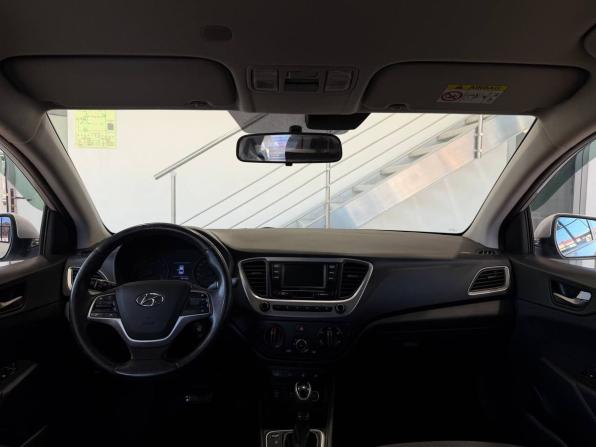 Hyundai Solaris II с пробегом 2017 года, цена 1 269 900 рублей, 157000 км, седан, Автокод Объявления