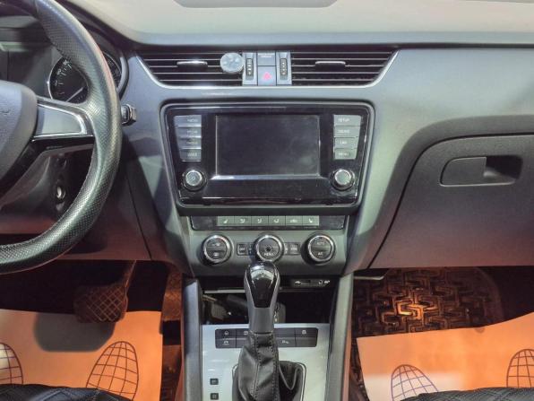 Skoda Octavia III (A7) с пробегом 2016 года, цена 1 740 000 рублей, 208000 км, универсал, Автокод Объявления